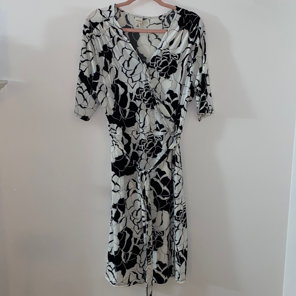 Faux Wrap Dress🖤🤍